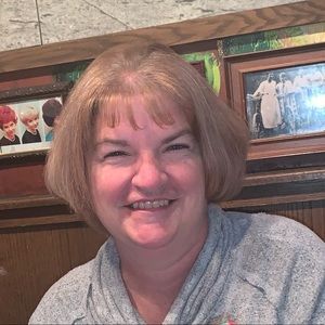 Meet your Posher, Amy